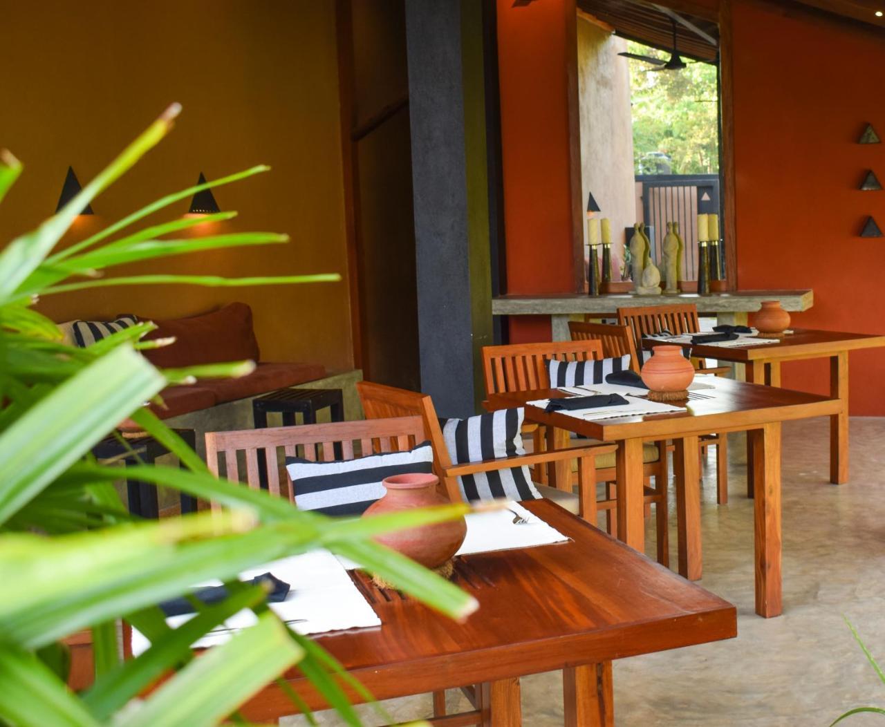 Nisala Villas Hikkaduwa Exterior foto